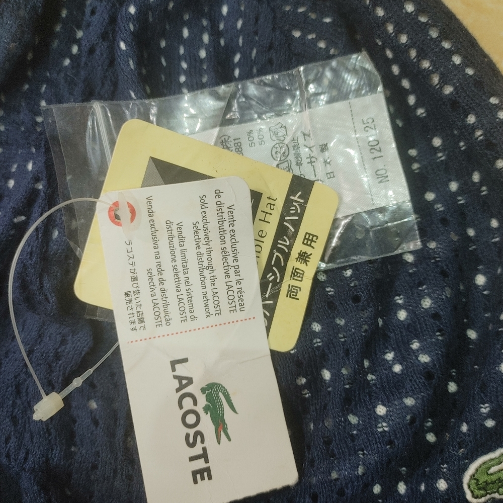 Lacoste Beanie Winter Cap For Men and Women With Tags - Picture 3 of 4